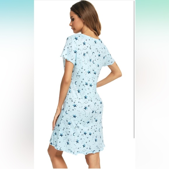 Blue Star and Moon Nightgown - Picture 7 of 9